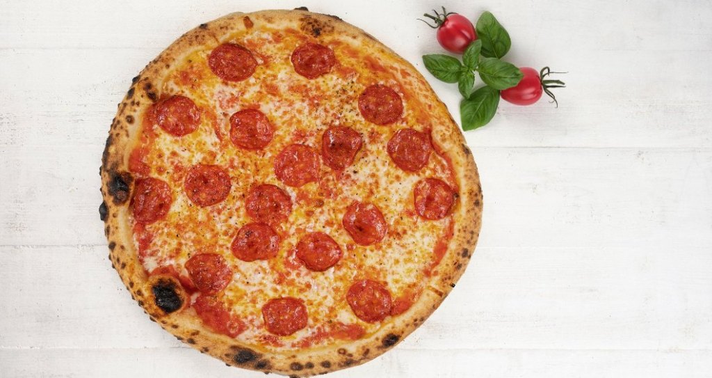 Pica Pepperoni. Trumpas reportažas apie picas Parma ir Pepperoni